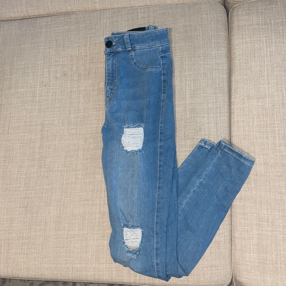 Fit Jeans - Picture 2 of 9